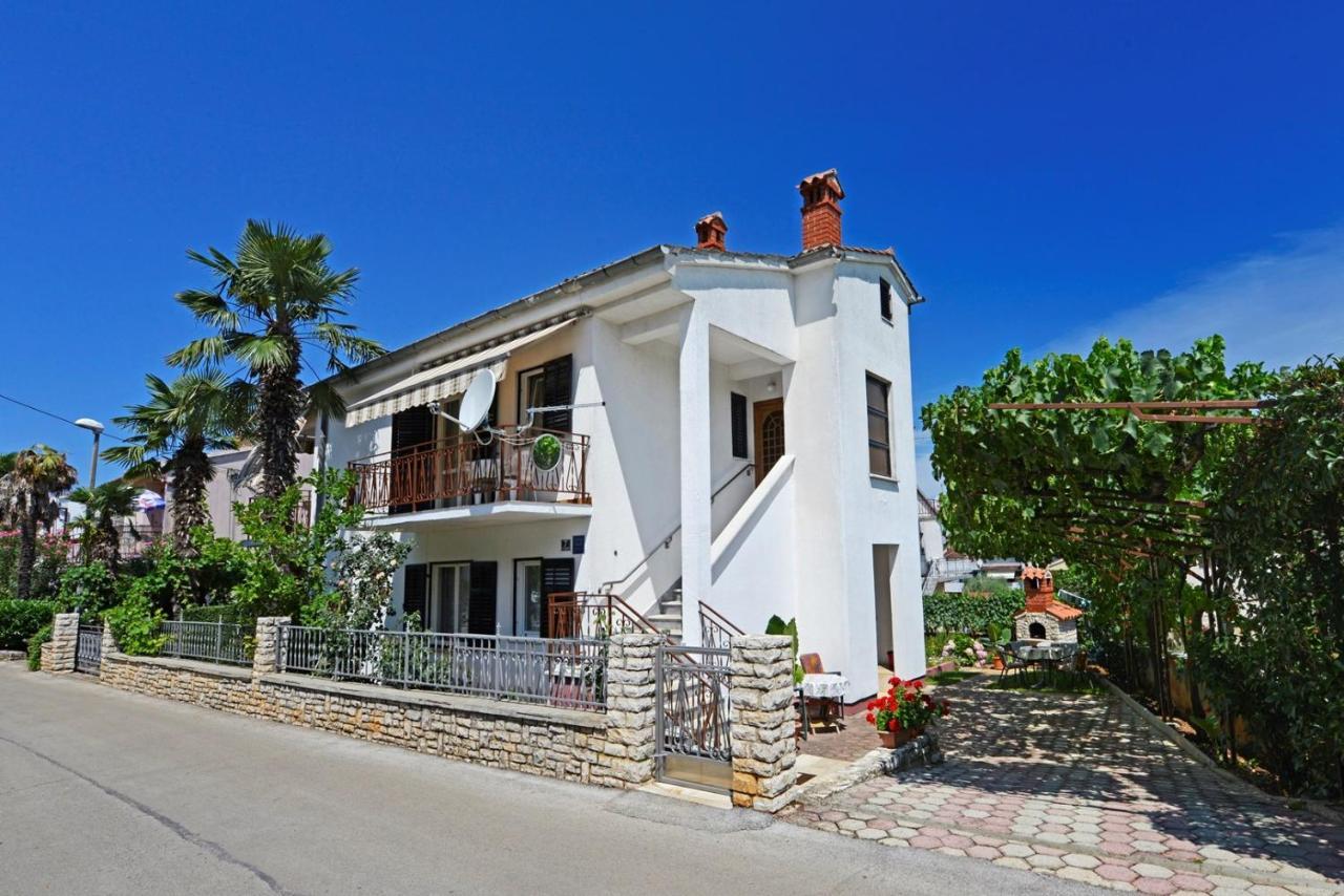 Apartment Complex Nevia Poreč Buitenkant foto