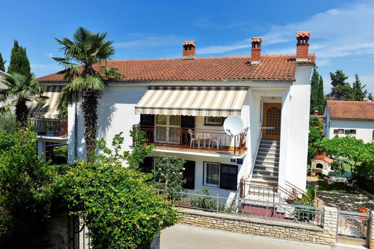 Apartment Complex Nevia Poreč Buitenkant foto