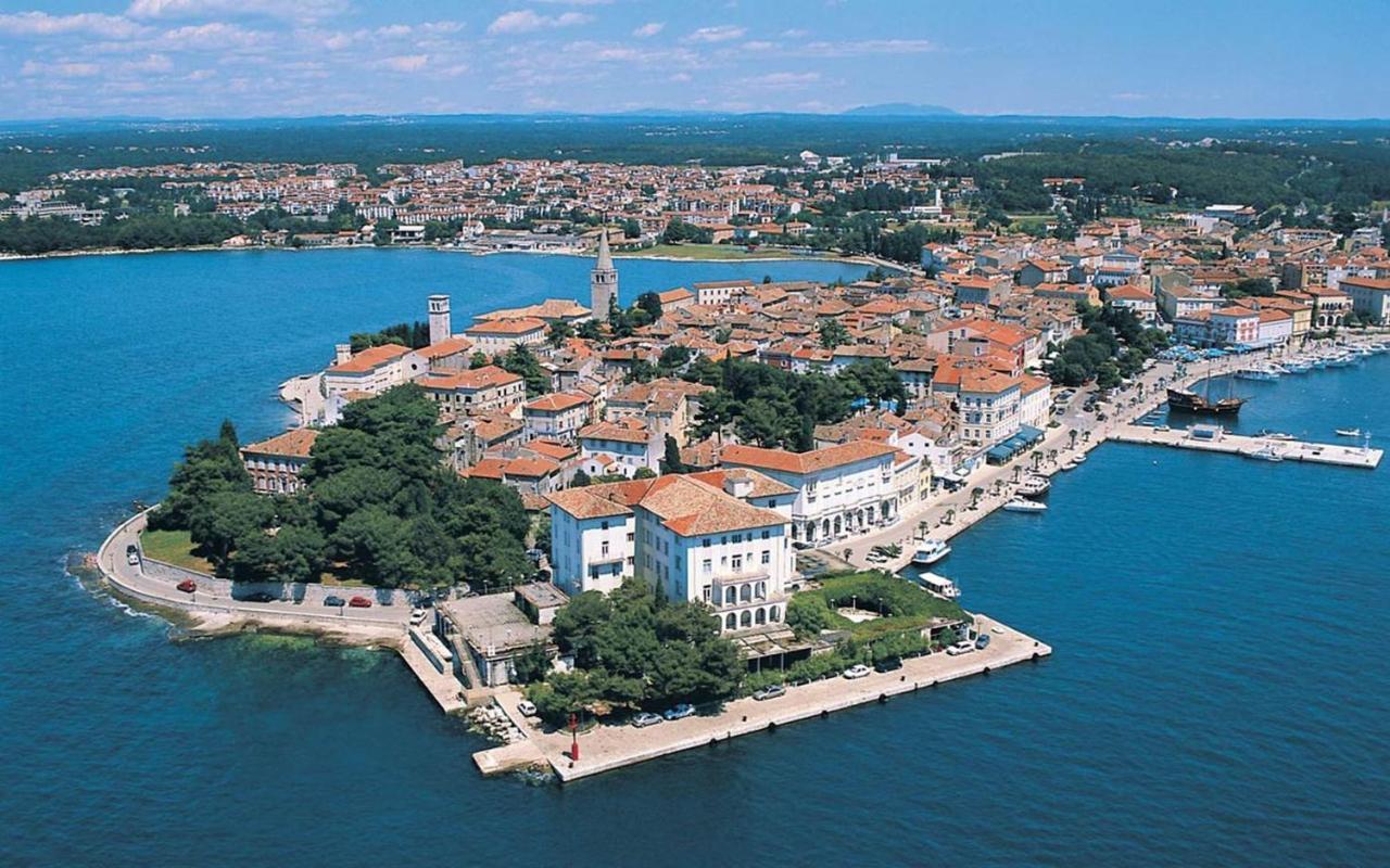 Apartment Complex Nevia Poreč Buitenkant foto